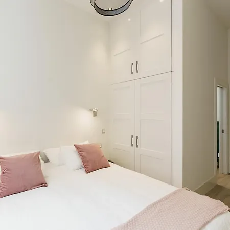 Centrico Y Moderno Junto Al Parque