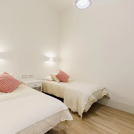 Centrico Y Moderno Junto Al Parque *