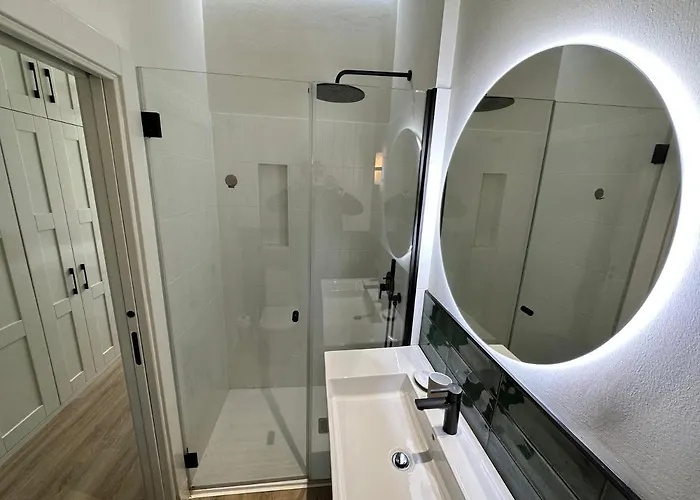 Centrico Y Moderno Junto Al Parque サンタクルスデテネリフェ