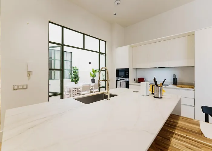 Centrico Y Moderno Junto Al Parque * サンタクルスデテネリフェ